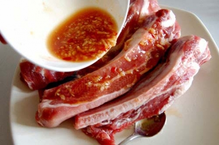 Sườn nướng mật ong thơm ngon