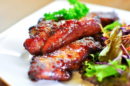 Cách làm sường nướng bbq siêu ngon cùng bếp nướng than hoa tại nhà